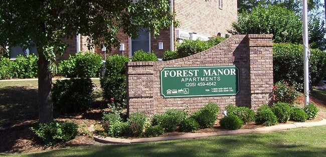 Primary Photo - Forest Manor