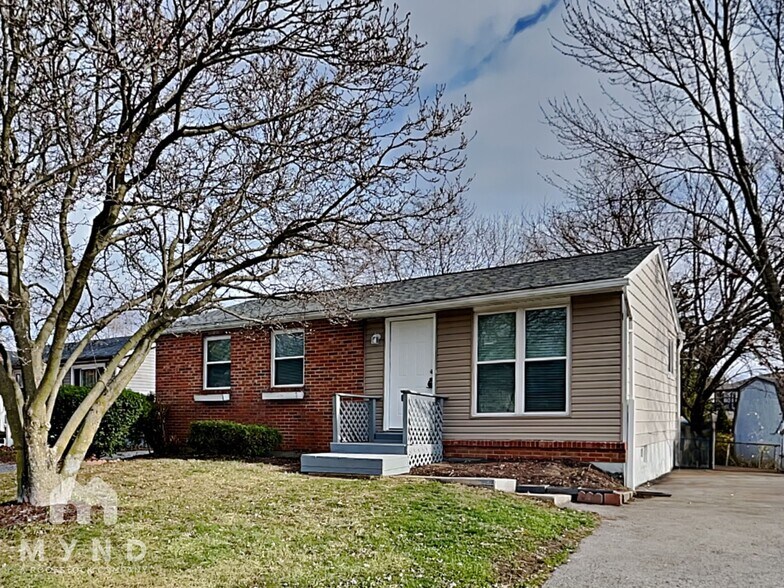 Primary Photo - 6200 Maple Canyon Ave