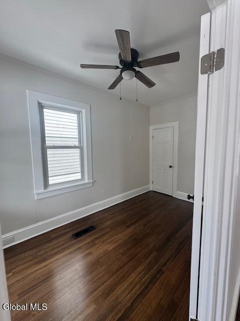 Building Photo - 20 River St