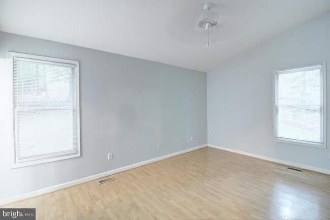 Building Photo - 6709 W Lakeridge Rd