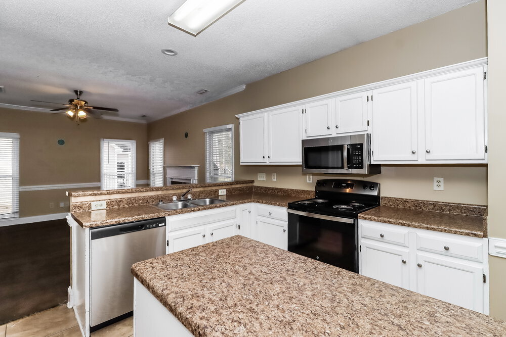 Building Photo - 7421 Trotter Rd