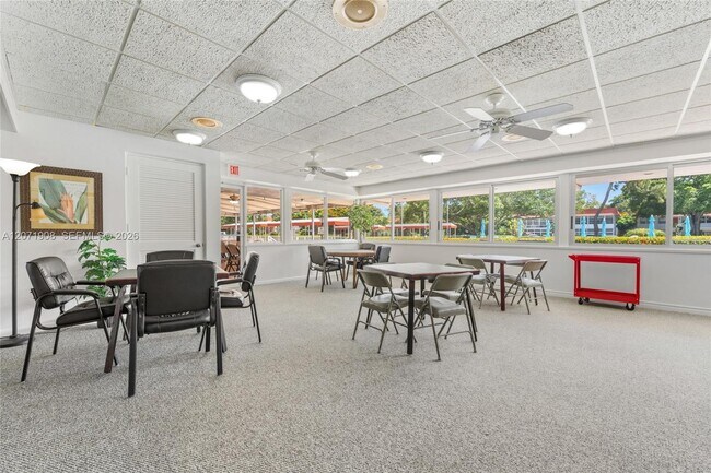 Building Photo - 2600 SE Ocean Blvd