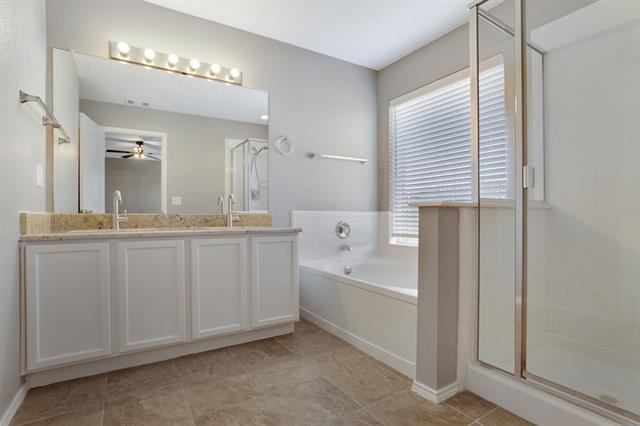 Building Photo - 2305 Tisbury Way