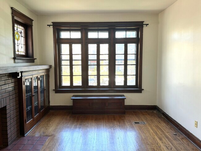 Building Photo - 2601 S Kingshighway Blvd