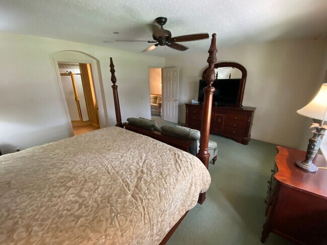 Building Photo - Turnkey SEASONAL Rental in Spanish Springs...