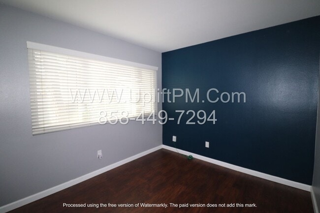 Building Photo - Large 3 Bedroom, 2 Bathroom Condo in Escondido