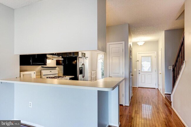 Building Photo - 12111 Wedgeway Pl