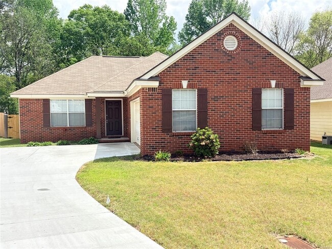 Building Photo - 1684 Hawthorne Ln