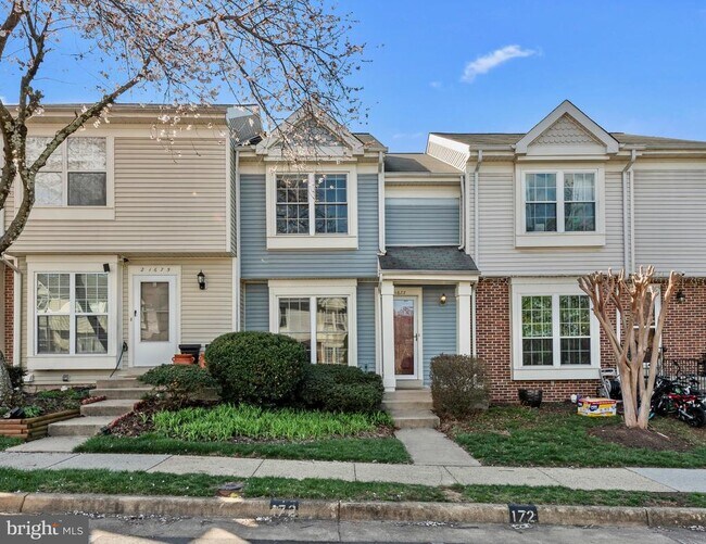 Building Photo - 21673 Hazelnut Square