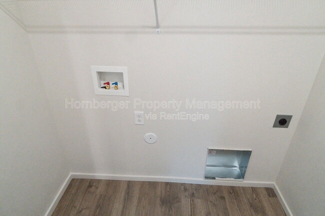 Building Photo - 5508 W Jamestown Ln