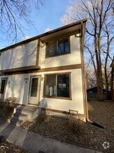Building Photo - 757 Alexander Rd