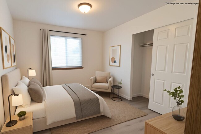 Building Photo - 2704 140th Pl SW