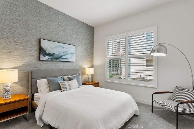 Building Photo - 3440 Doheny Way