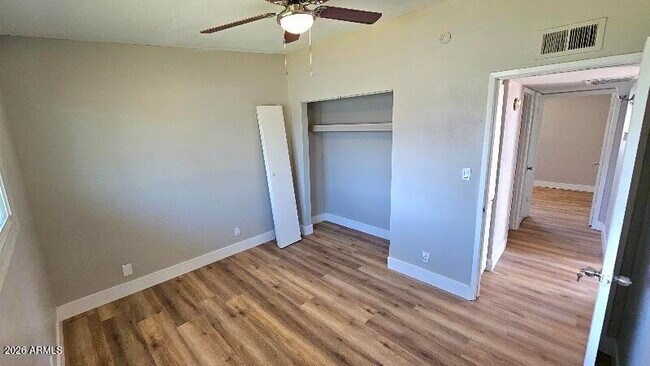 Building Photo - 2202 W Heatherbrae Dr