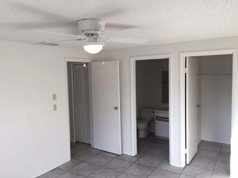 MBR - 127 Camphor Cir