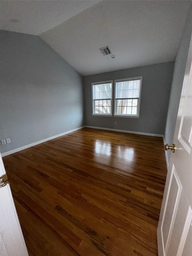 Building Photo - 7803 Shore Rd