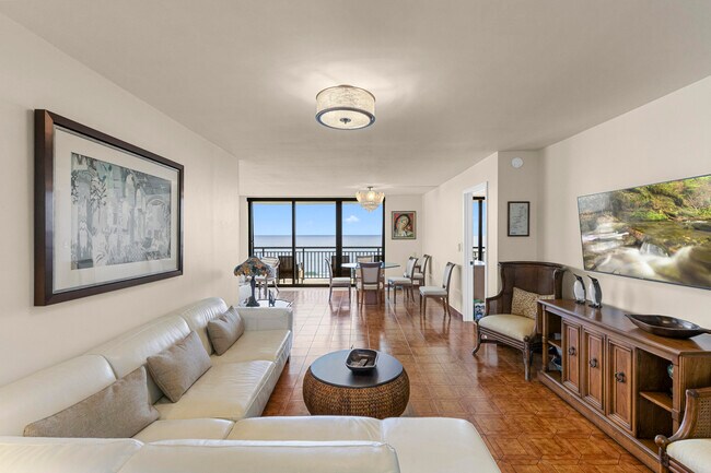 Building Photo - 3951 N Ocean Blvd