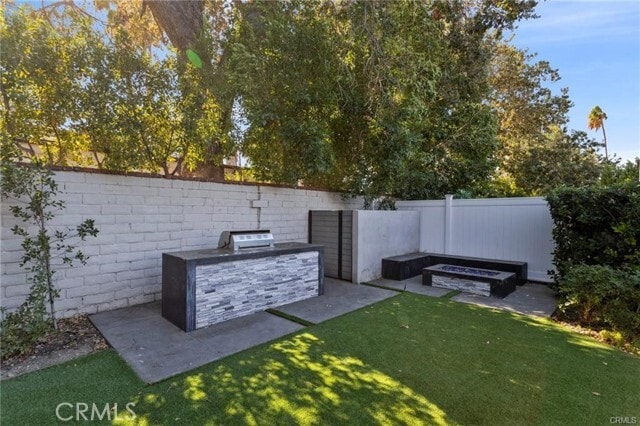 Building Photo - 5537 Vanalden Ave