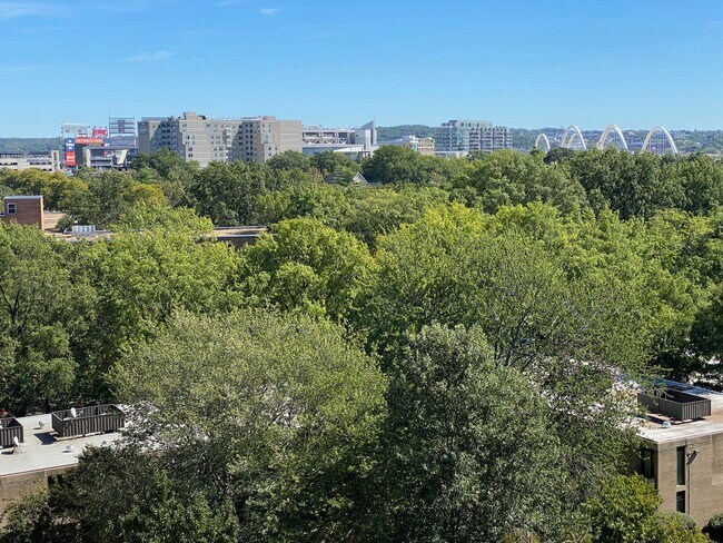 Balcony View SE - 240 M St SW