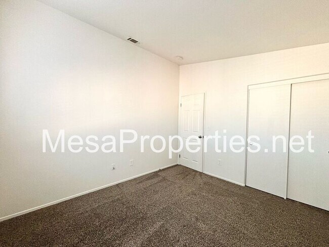 Building Photo - 16992 Lido Cir