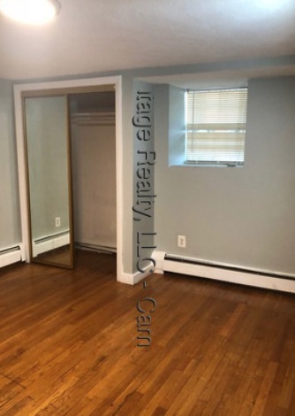 Building Photo - 84 Thorndike St