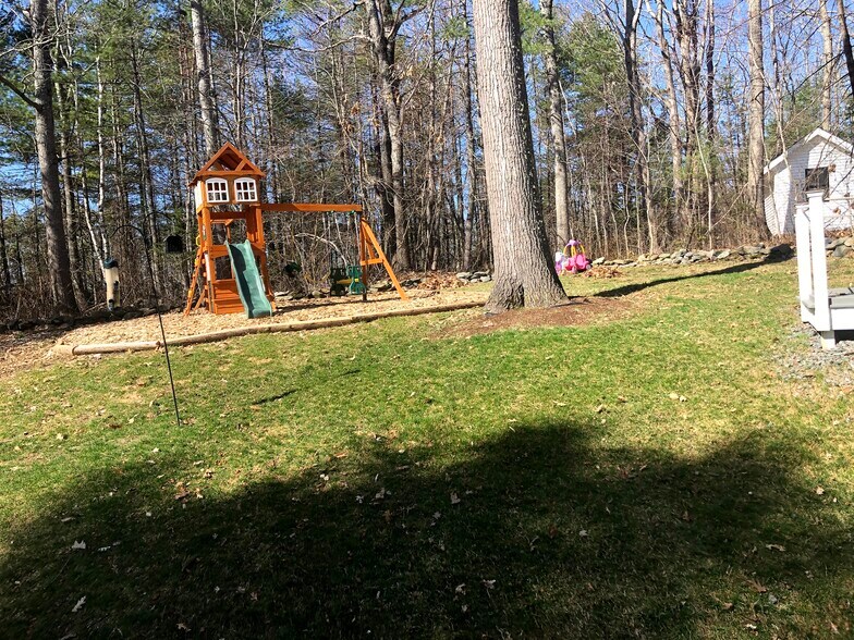 Building Photo - 125 Ridgeview Dr