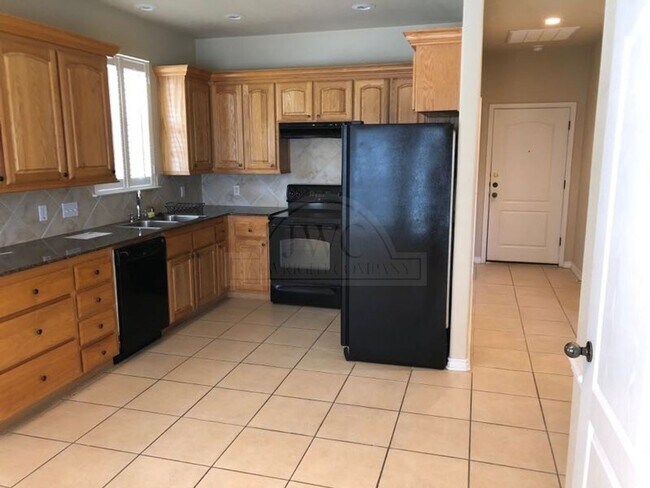 Building Photo - 808 Danny Cir