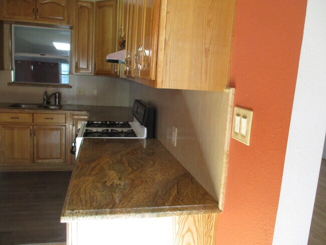 Building Photo - 18649 Chase St