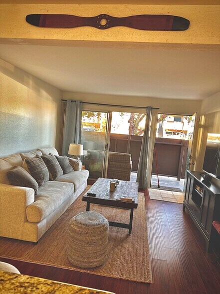 Building Photo - 3456 Castle Glen Dr