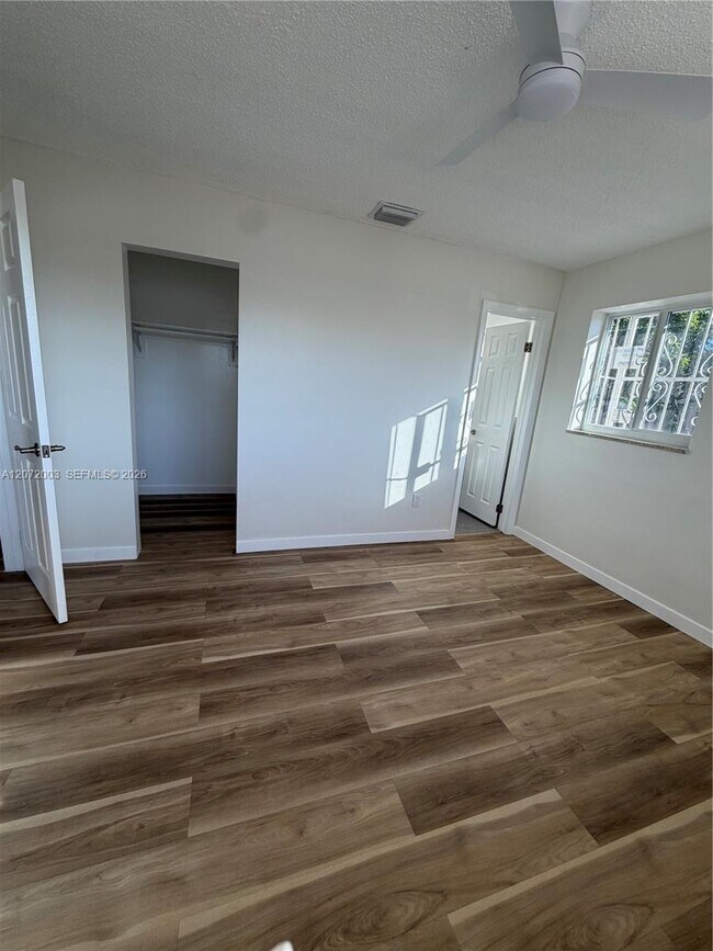 Building Photo - 5450 NW 177th Terrace