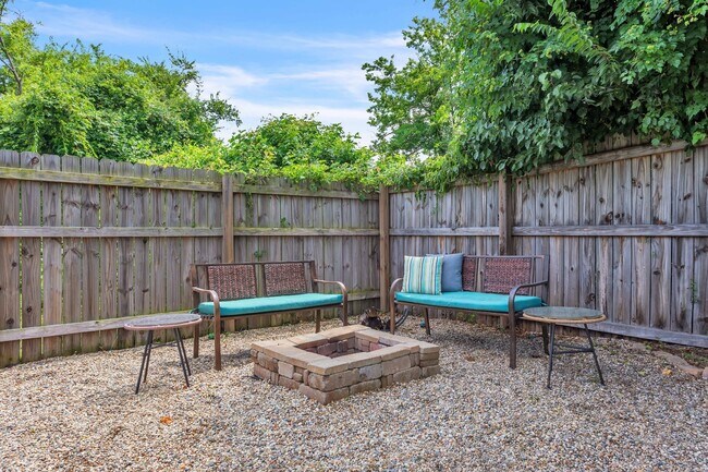 Building Photo - 1617 Dr DB Todd Jr Blvd