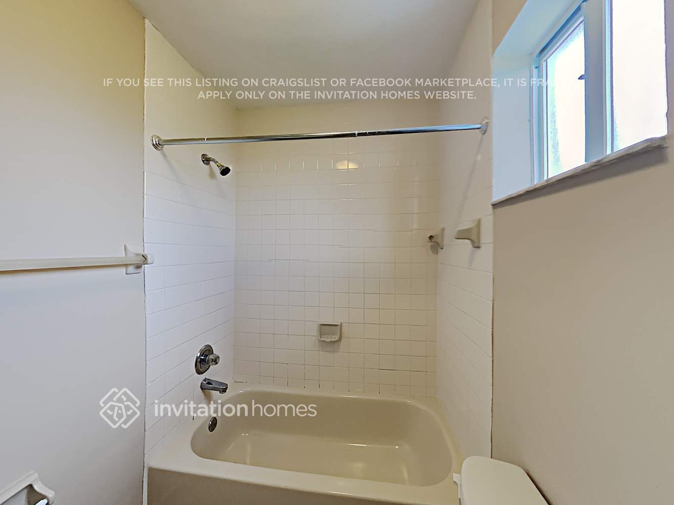 Building Photo - 18000 SW 153rd Ct