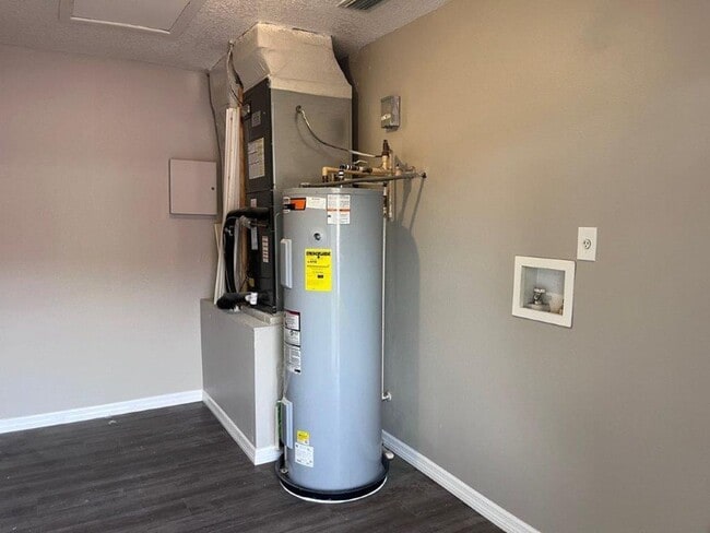 Building Photo - 4517 Piedmont St