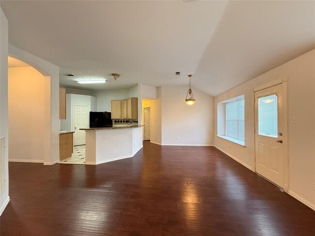 Building Photo - 21331 Riverside Ridge Ln