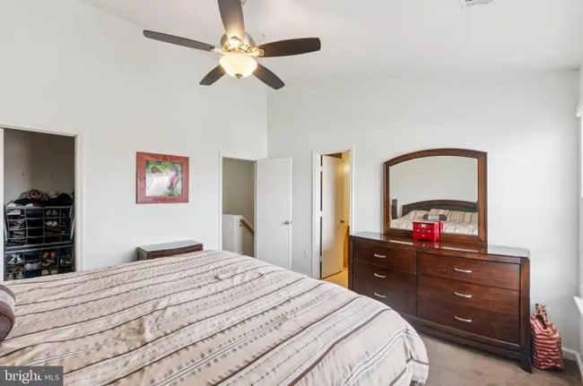 Building Photo - 124 Penwick Cir