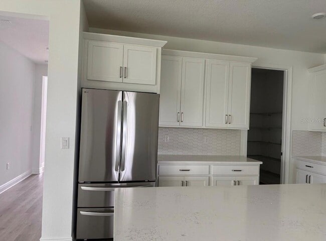 Building Photo - 15075 Tea Tree Dr