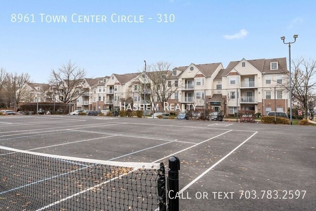 Building Photo - 8961 Town Center Cir
