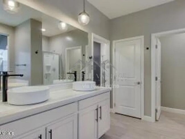 Building Photo - 37755 N Bentgrass Rd