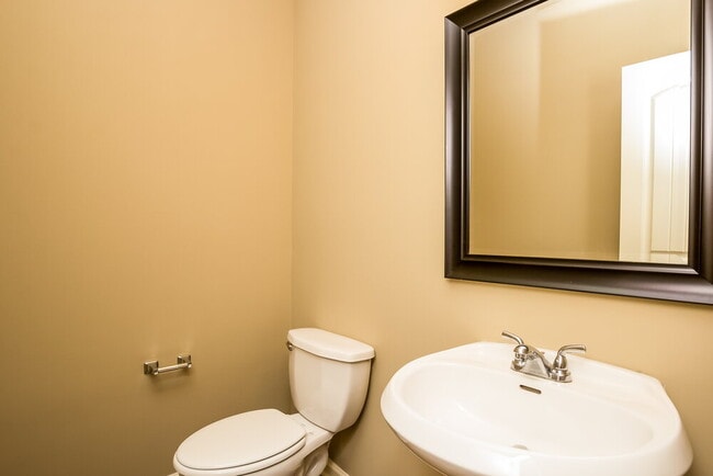 Building Photo - 1088 Sandy Bank Ct NE