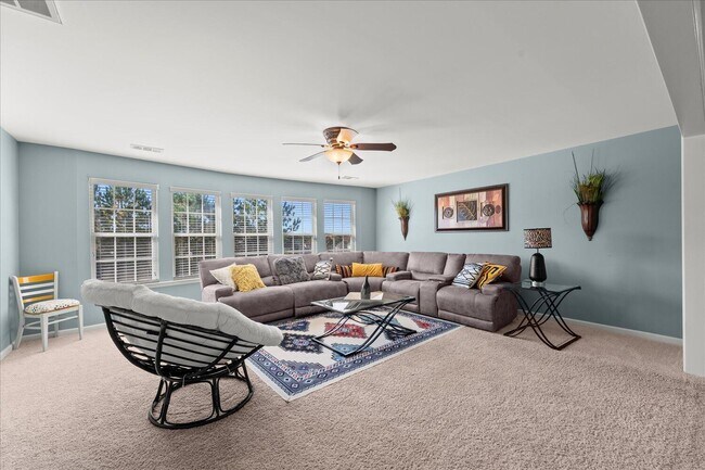 Building Photo - 5307 Bull St