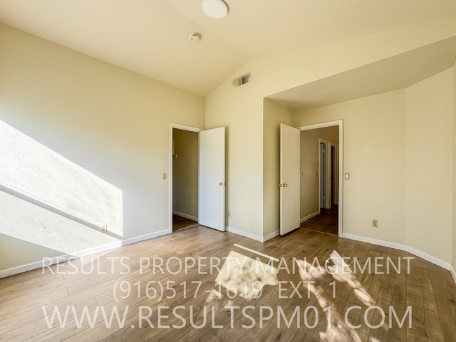 Building Photo - 4 Bedroom Rocklin Beauty. Pet Friendly