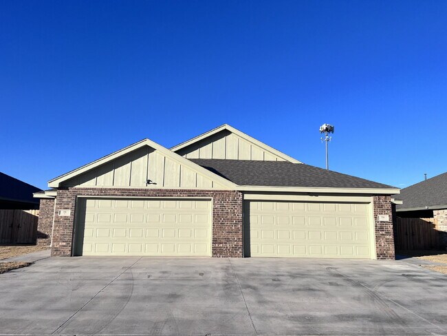Building Photo - Newer Build in Cooper Schools