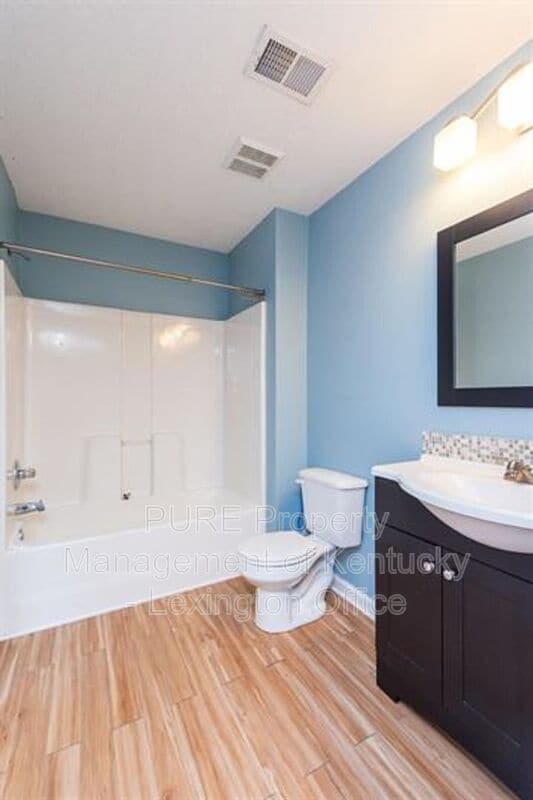 Building Photo - 2512 Knightsbridge Ln