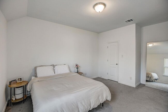 Building Photo - 308 Monteforte Rd