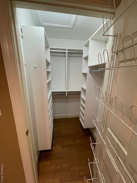 Building Photo - 183 Long Hill Dr