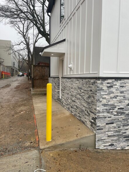 Building Photo - 4621 42nd St NW