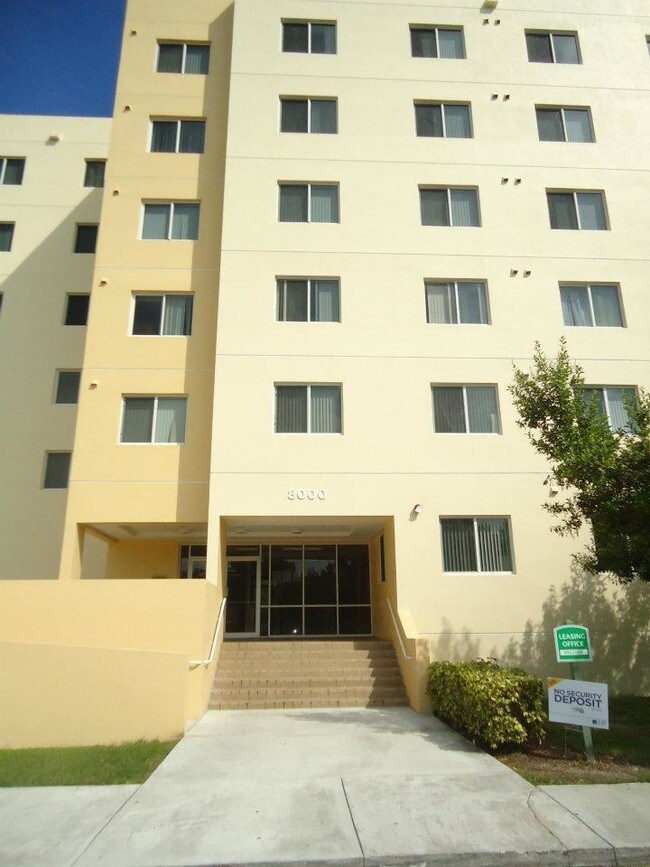 Calusa Cove 8000 SW 210th St Miami FL 33189 Apartment Finder