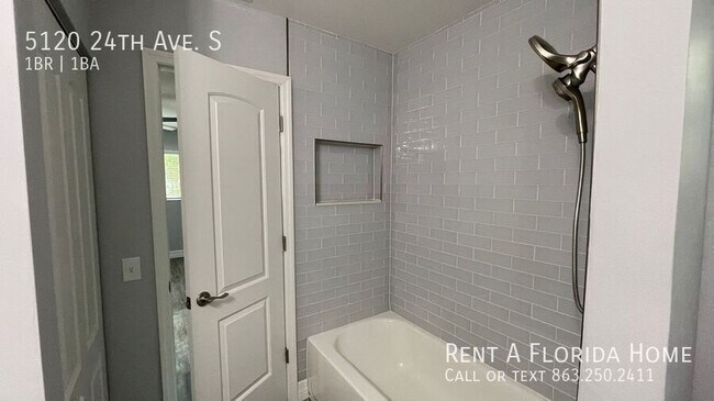 Building Photo - 5120 24th Ave S