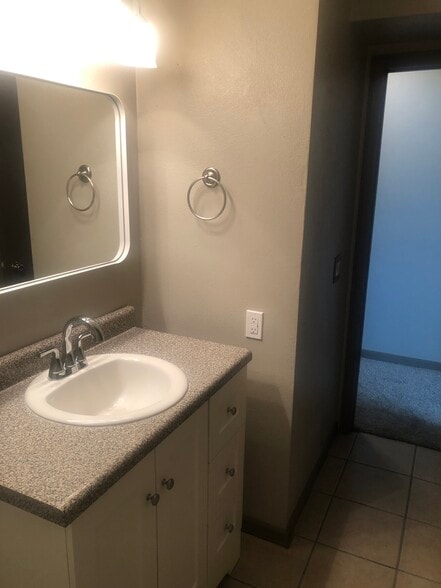 Building Photo - 205 E Dunklin St