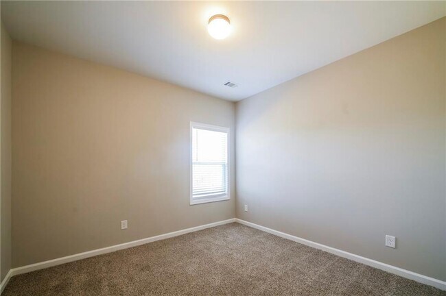 Building Photo - 1155 Senator Rd